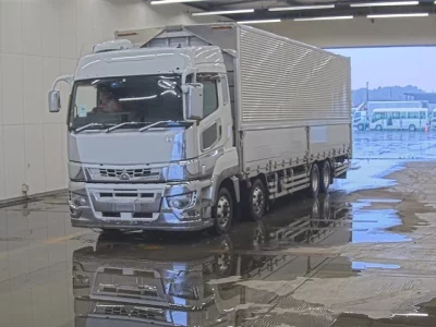 MITSUBISHI FUSO SUPER GREAT