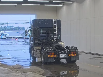 NISSAN DIESEL (UD) QUON