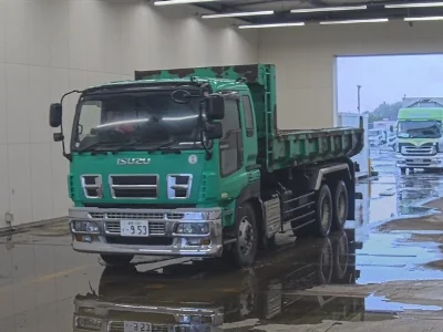 ISUZU GIGA