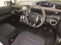 Цена авто Toyota Sienta с аукционов Японии, номер кузова NHP170G, пробег 64 000, оценка 6