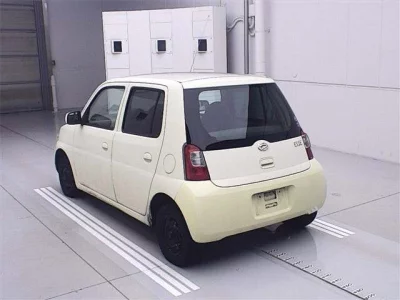 DAIHATSU ESSE