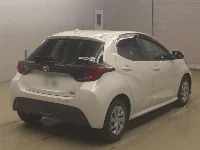 Цена авто Toyota Yaris с аукционов Японии, номер кузова MXPH10, пробег 23 000, оценка 8