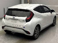 Цена авто Toyota Aqua с аукционов Японии, номер кузова MXPK11, пробег 38 000, оценка 8