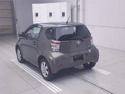 TOYOTA IQ