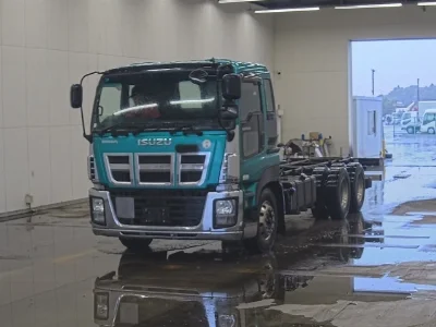 ISUZU GIGA