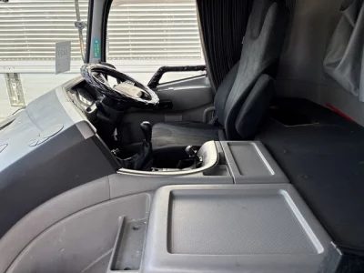 NISSAN DIESEL (UD) QUON
