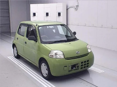 DAIHATSU ESSE