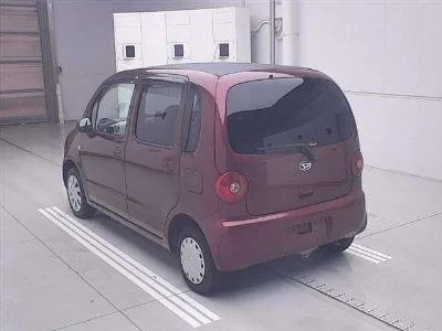 DAIHATSU MOVE LATTE