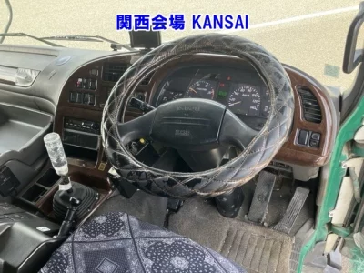 ISUZU GIGA