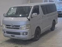 Цена авто Toyota RegiusAce с аукционов Японии, номер кузова KDH201V, пробег 292 000, оценка 7