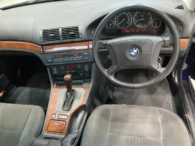 BMW 5 SERIES