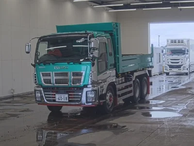 ISUZU GIGA