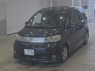 TOYOTA PORTE