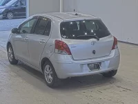 Цена авто Toyota Vitz с аукционов Японии, номер кузова SCP90, пробег 126 000, оценка 2