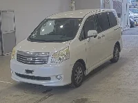 Цена авто Toyota Noah с аукционов Японии, номер кузова ZRR70G, пробег 136 000, оценка 2