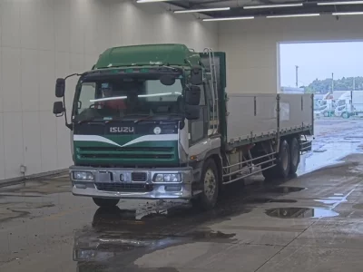 ISUZU GIGA