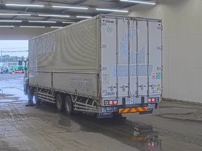 ISUZU GIGA