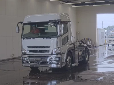 MITSUBISHI FUSO SUPER GREAT