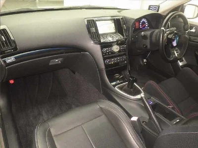 NISSAN SKYLINE
