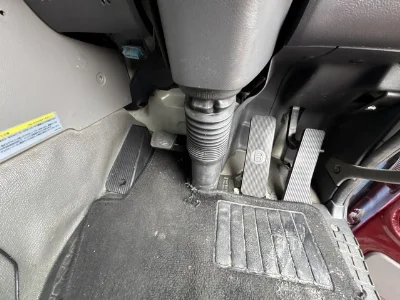 NISSAN UD