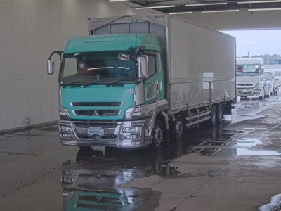 MITSUBISHI FUSO SUPER GREAT