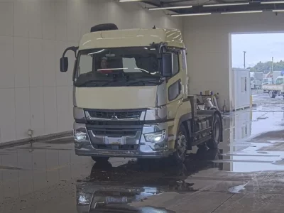 MITSUBISHI FUSO SUPER GREAT
