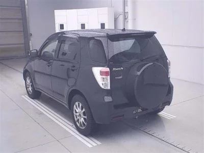 TOYOTA RUSH