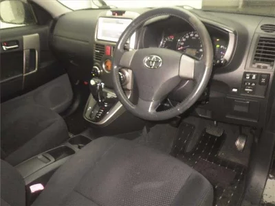 TOYOTA RUSH