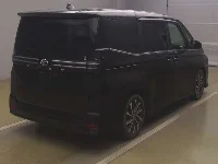 Цена авто Toyota Voxy с аукционов Японии, номер кузова MZRA90W, пробег 40 000, оценка 7