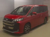 Цена авто Toyota Noah с аукционов Японии, номер кузова ZWR90W, пробег 62 000, оценка 8