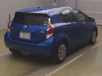 Цена авто Toyota Aqua с аукционов Японии, номер кузова NHP10, пробег 54 000, оценка 2