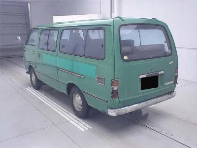 TOYOTA HIACE