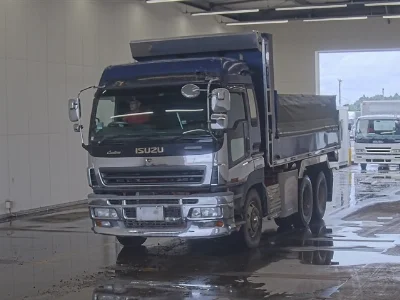 ISUZU GIGA
