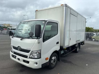 TOYOTA DYNA