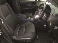 Цена авто Mazda CX-30 с аукционов Японии, номер кузова DM8P, пробег 88 000, оценка 3
