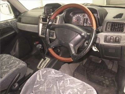 MITSUBISHI PAJERO IO