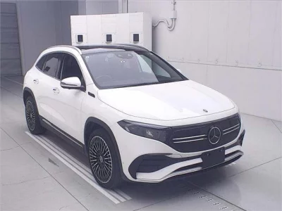 MERCEDES BENZ EQA