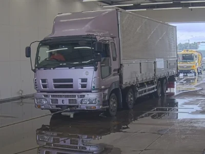 ISUZU GIGA