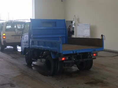 MITSUBISHI CANTER