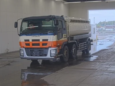ISUZU GIGA