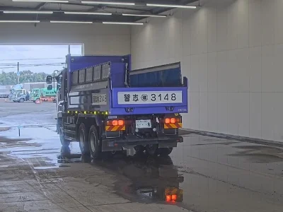 ISUZU GIGA