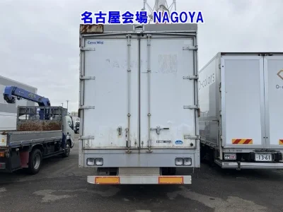MITSUBISHI FUSO FIGHTER