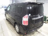 Цена авто Toyota Noah с аукционов Японии, номер кузова ZRR70G, пробег 215 000, оценка 2