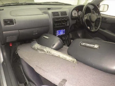 TOYOTA STARLET