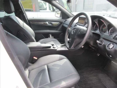 MERCEDES BENZ C CLASS