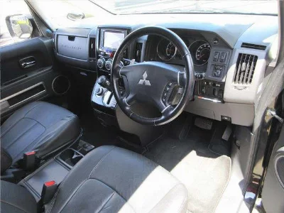 MITSUBISHI DELICA D5