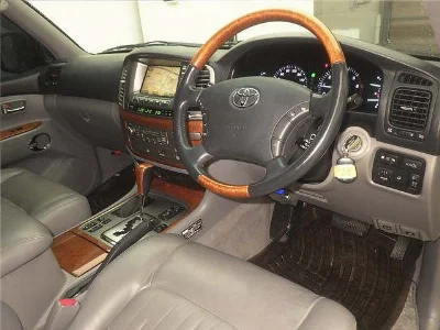 TOYOTA LAND CRUISER