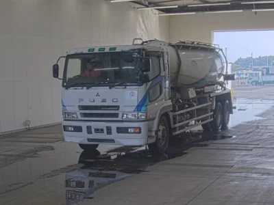 MITSUBISHI FUSO SUPER GREAT