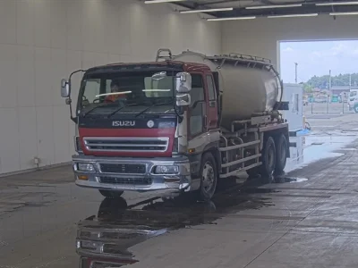ISUZU GIGA