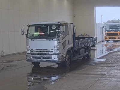 ISUZU FORWARD